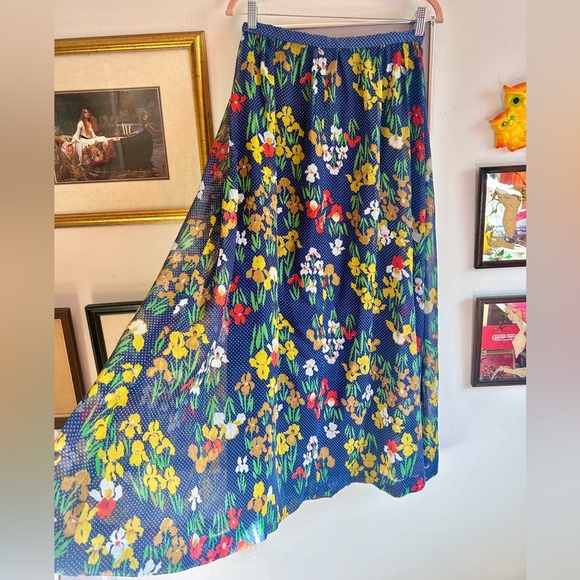 Vintage 1970s Navy Floral Maxi Skirt Cotton Blend A-Line Boho Cottagecore Skirt - Picture 7 of 9